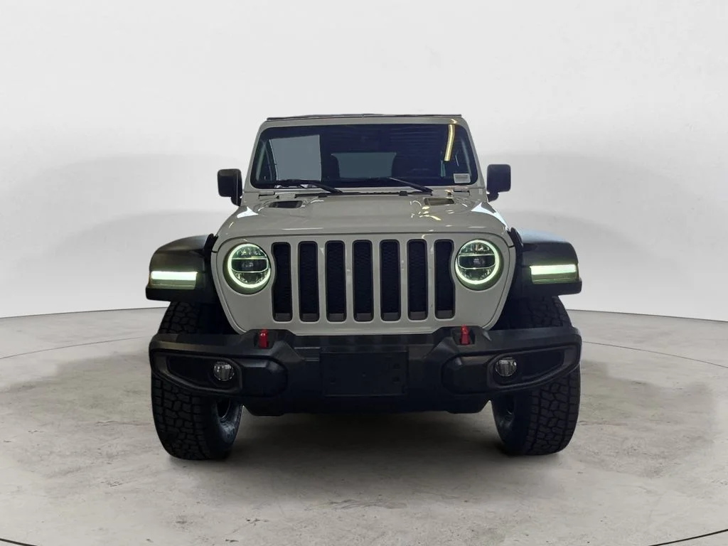 Used 2019 White Jeep Unlimited Rubicon image 2