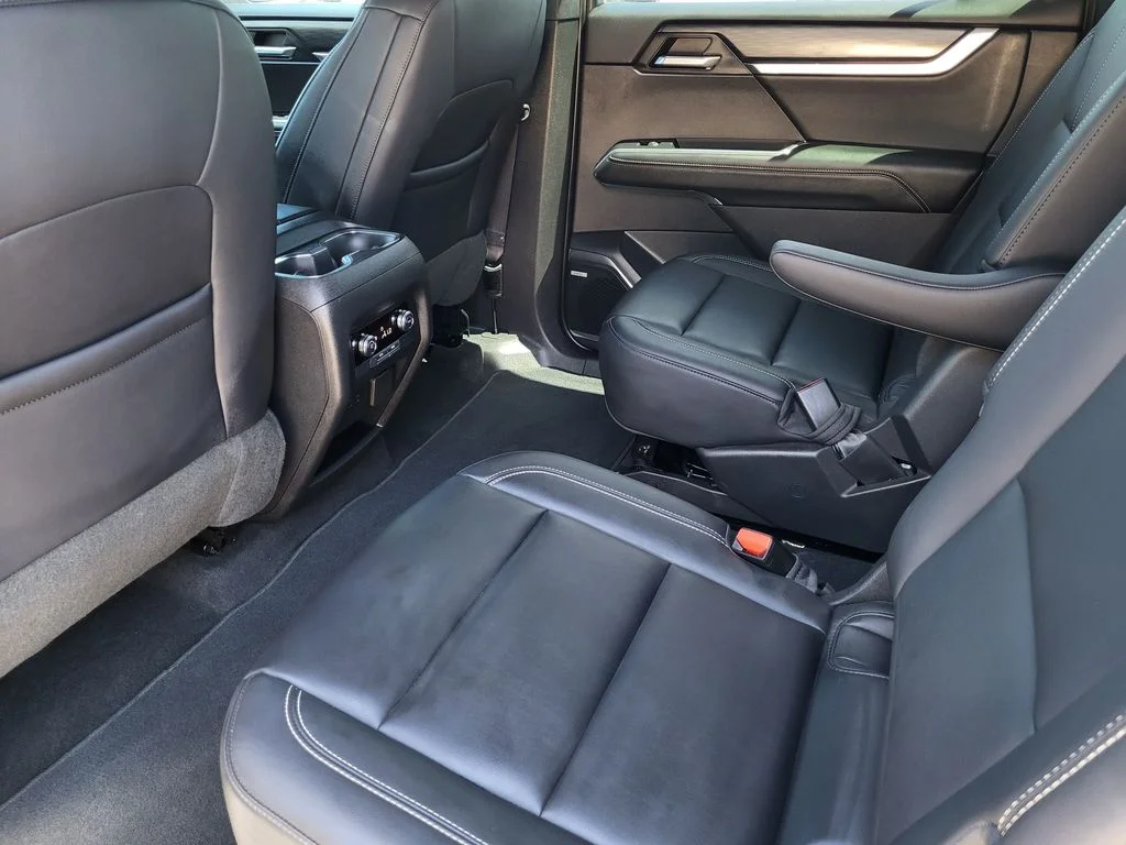 Used 2024 Sterling Metallic GMC Elevation image 21