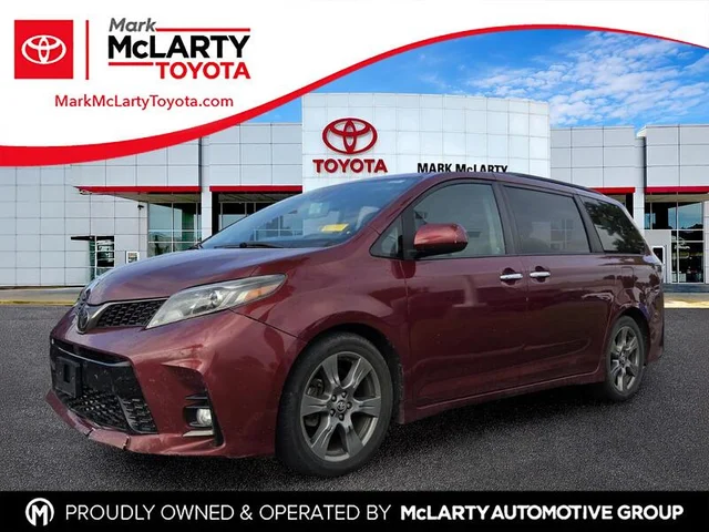 2019 TOYOTA SIENNA SE