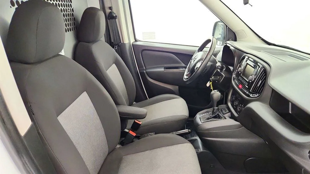 Used 2018 Bright White Ram Tradesman SLT Van w/ ParkSense & Commercial Shelving image 27