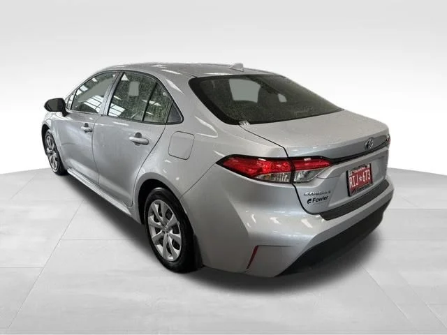 Used 2025 Silver Toyota LE image 5