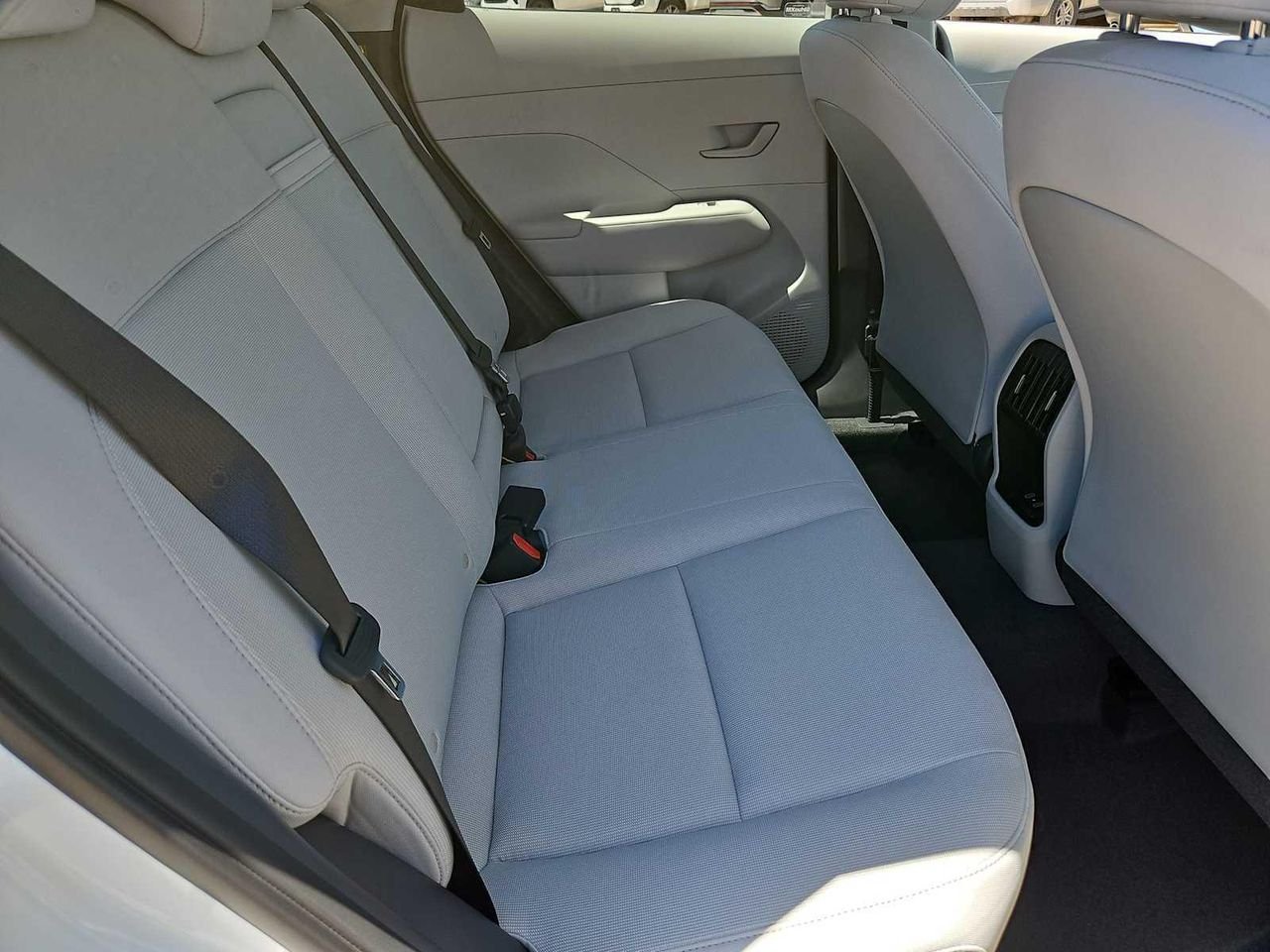 New 2026 Atlas White Hyundai SEL Sport AWD image 19