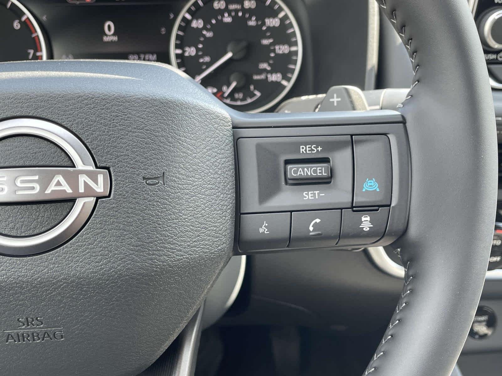 New 2026 Everest White Pearl Tricoat Nissan SV image 33