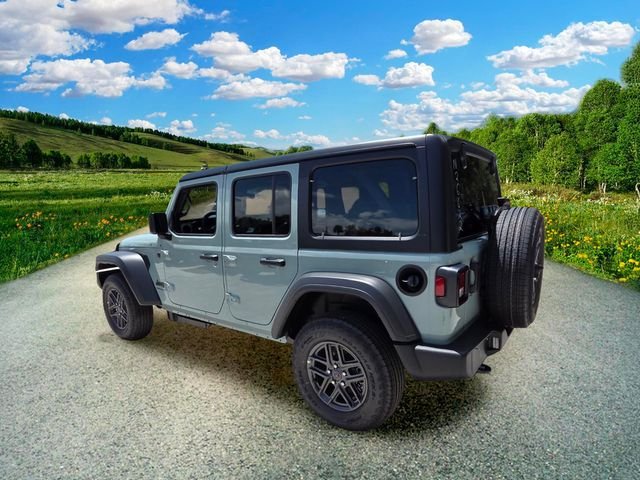 New 2026 Earl Clearcoat Jeep Sport S image 5