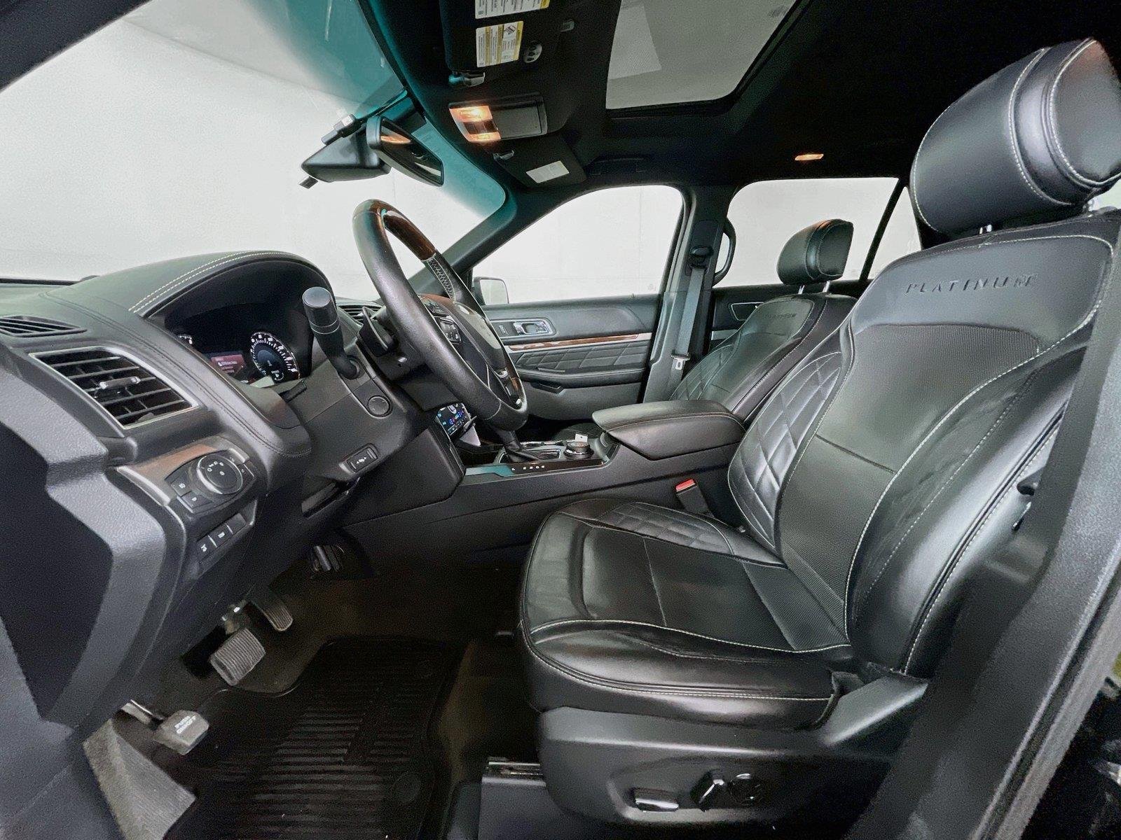 Used 2016 Black Ford Platinum image 24