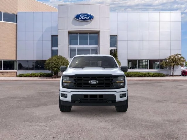New 2026 Oxford White Ford XLT image 6