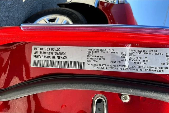 New 2026 Molten Red Pearl-Coat Exterior Paint RAM Tradesman image 13