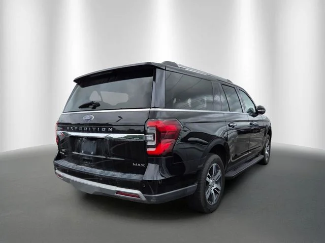 Used 2024 Black Ford Limited image 4