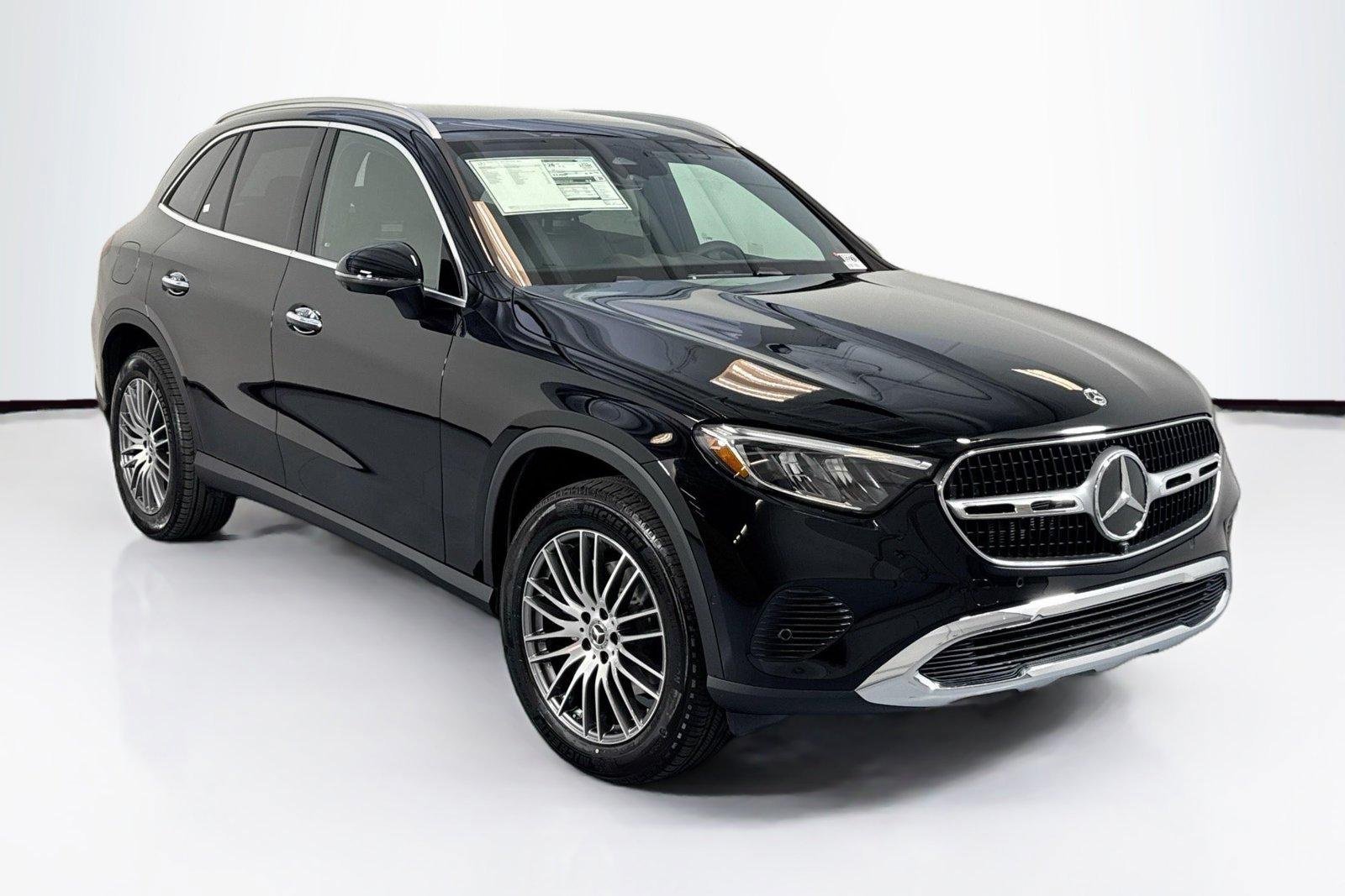 New 2026 Black Mercedes-Benz GLC 300 image 3