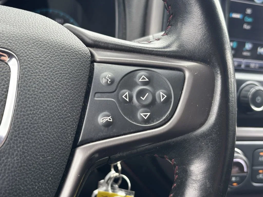 Used 2018 SUMMIT WHITE GMC 4WD All Terrain w/Cloth image 27