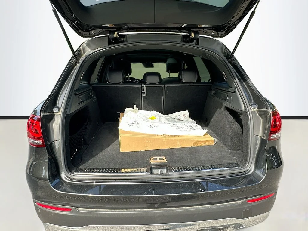 Certified Used 2022  Mercedes-Benz GLC 300 image 27