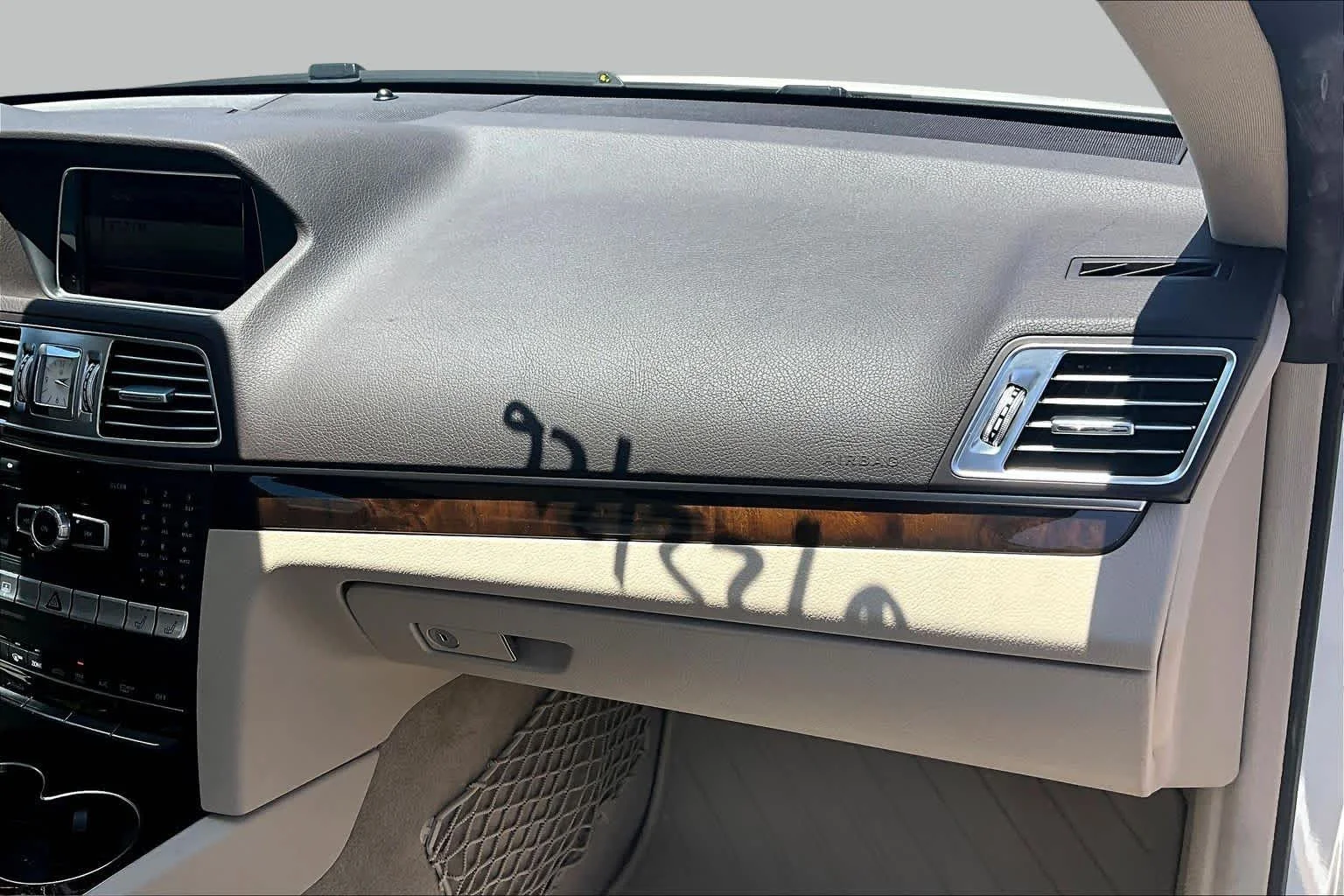 Used 2014 Polar White Mercedes-Benz E 350 image 17
