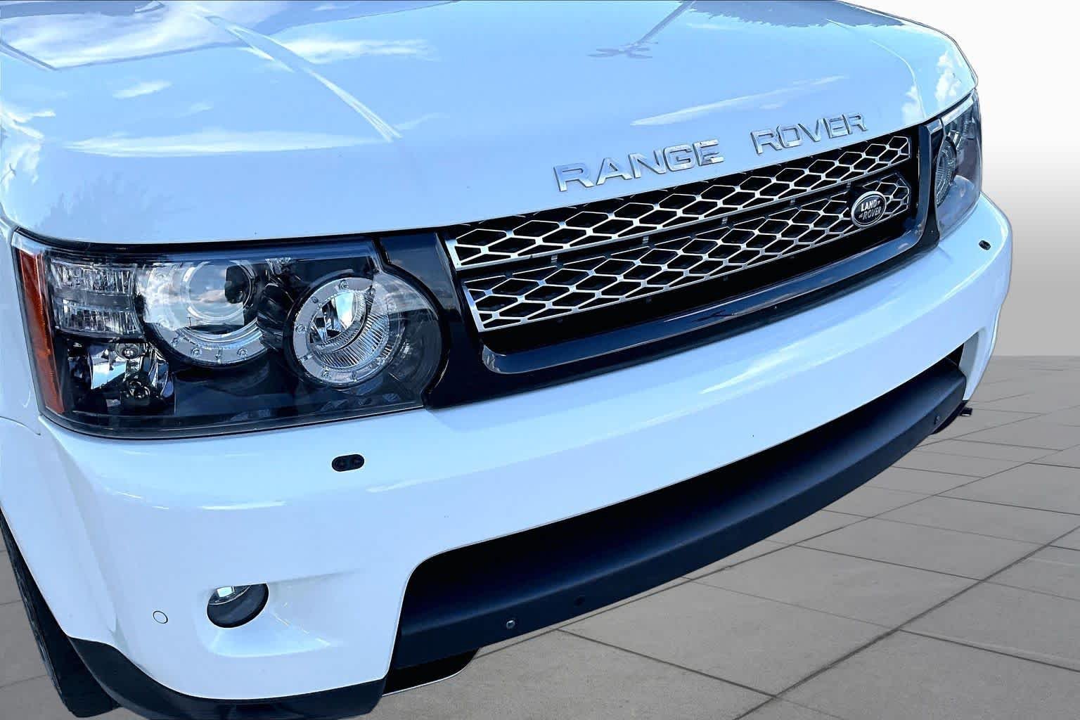 Used 2013 Fuji White Land Rover HSE LUX image 27