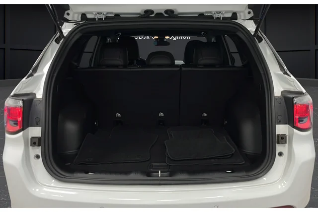 Used 2025 Bright White Clearcoat Jeep Limited image 25