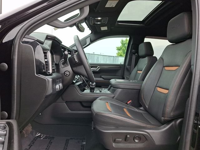 Used 2022 Black GMC AT4 image 13