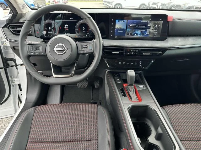 2025 Nissan Kicks SR - Photo 17