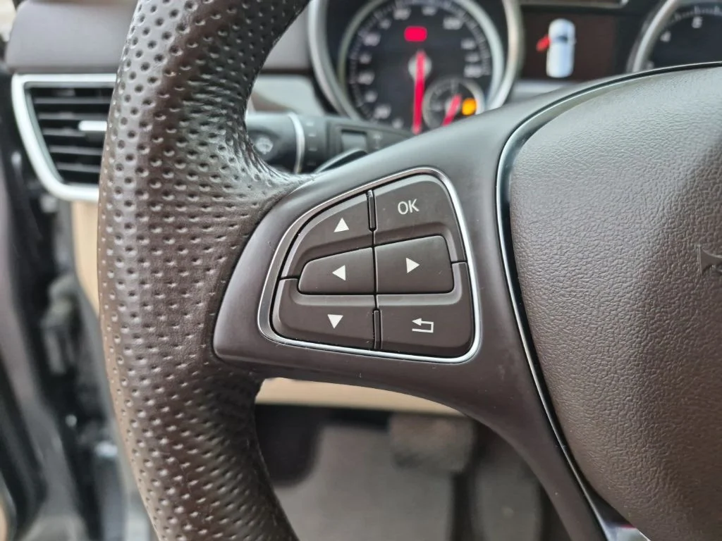 Used 2018  Mercedes-Benz GLE 350 image 35