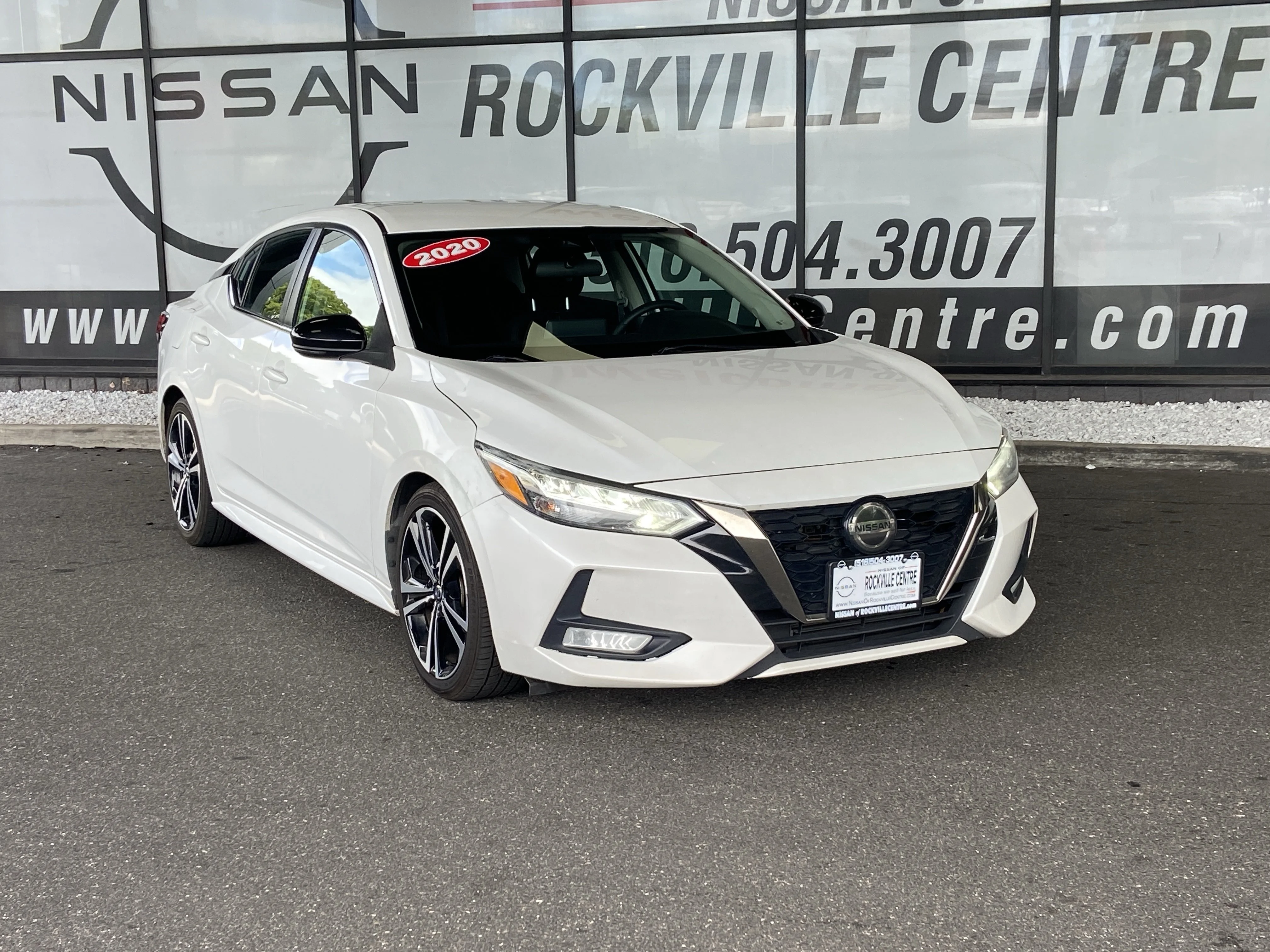 Used 2020 Aspen White Tricoat Nissan SR image 2