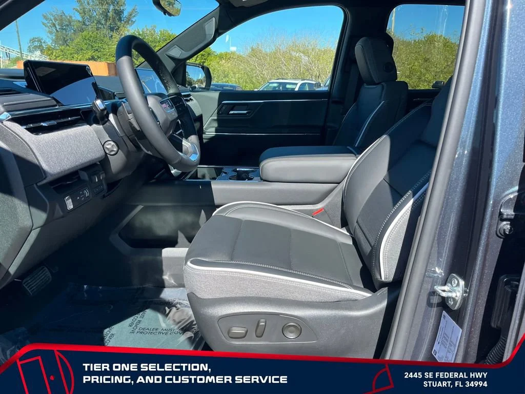 New 2026 Deep Ocean Metallic GMC Elevation Extended Range image 9