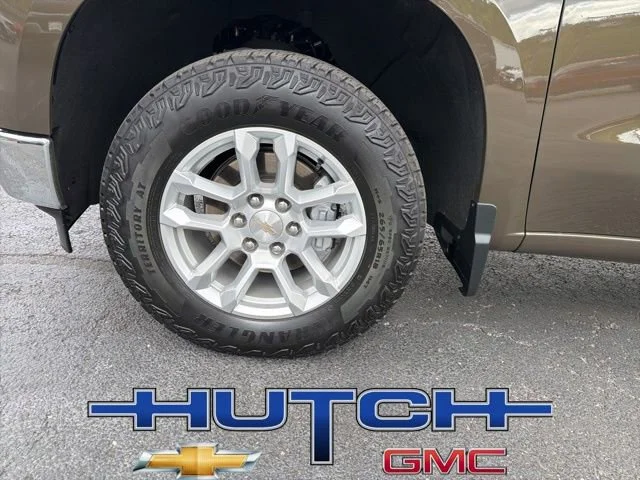 Used 2023 Harvest Bronze Metallic Chevrolet LT (2FL) image 9