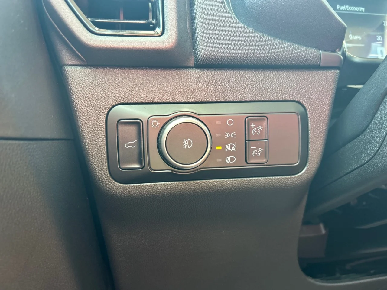Used 2024 White Ford Badlands image 16