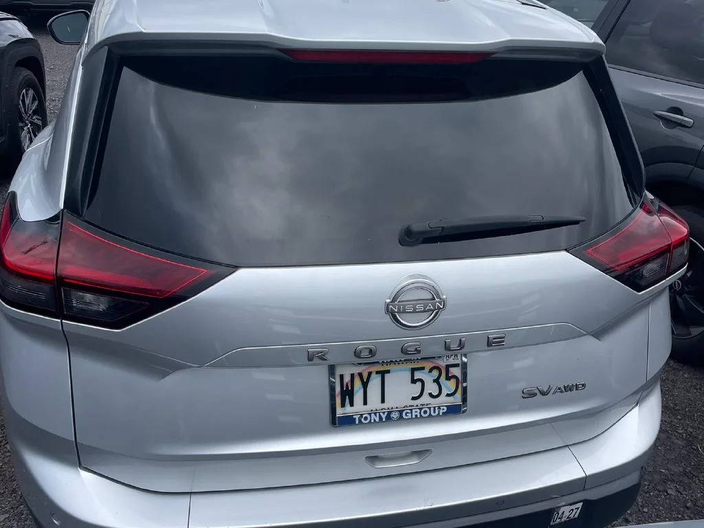 Used 2024 Silver Nissan SV image 6