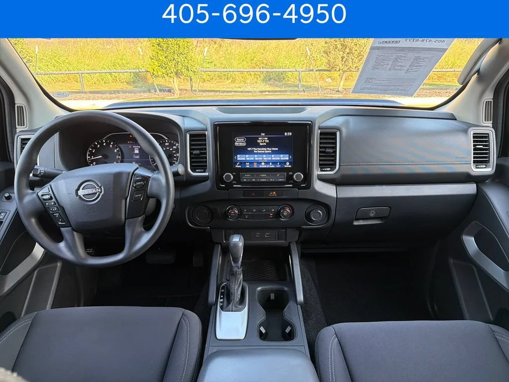 Pre-Owned 2022 Nissan Frontier SV