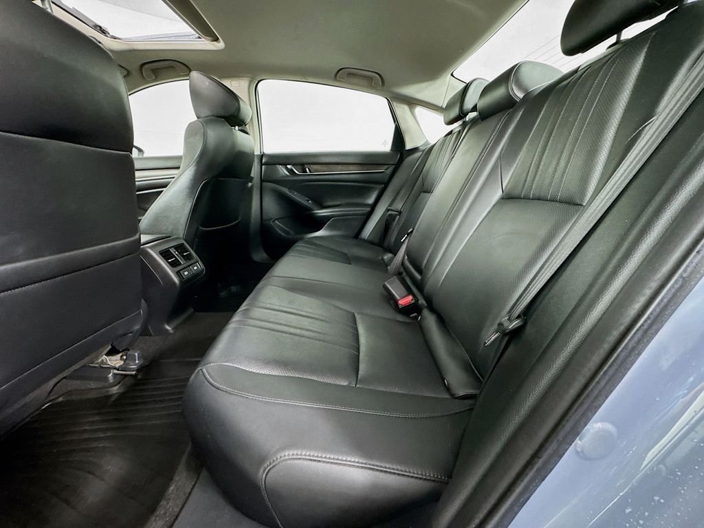 2022 Honda Accord Touring - Photo 31