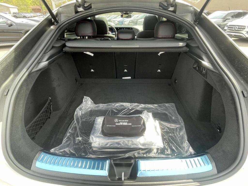 New 2026 Polar White Mercedes-Benz AMG® GLE 53 image 22