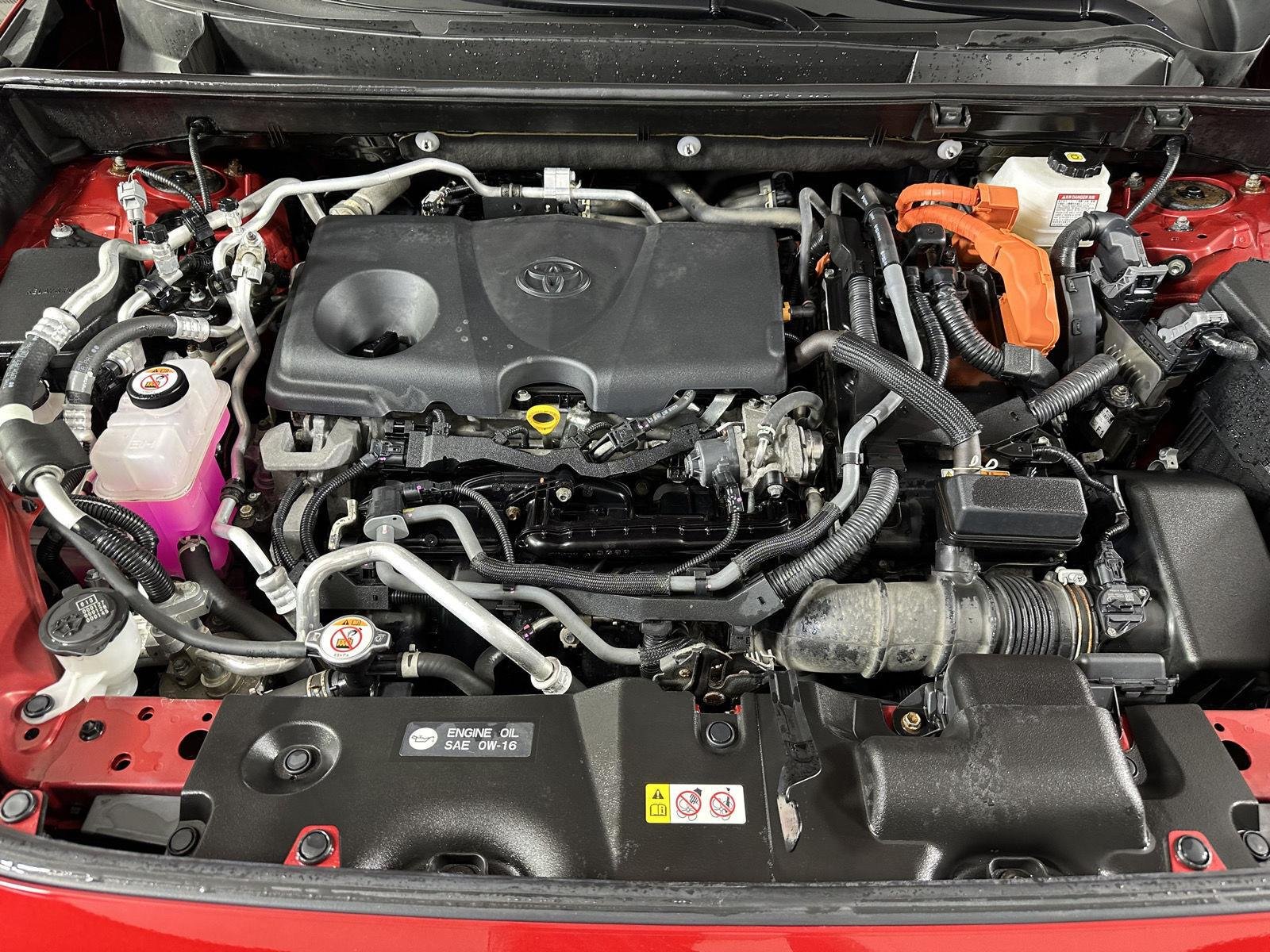 Certified Used 2022 Supersonic Red Toyota SE image 3