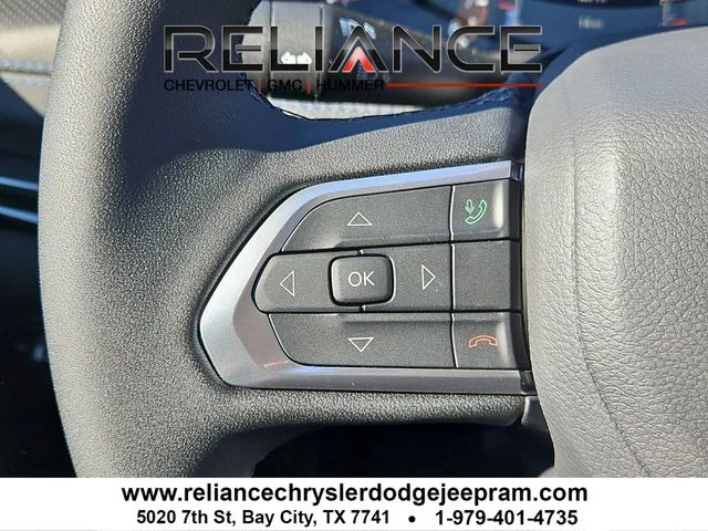 New 2026 Bright White Clearcoat Jeep Latitude image 21