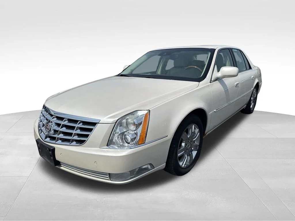 Used 2011 White Cadillac Platinum image 5