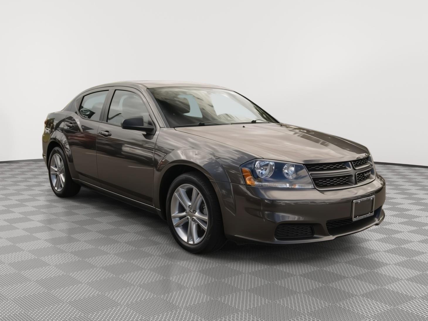 2014 Dodge Avenger SE's photo