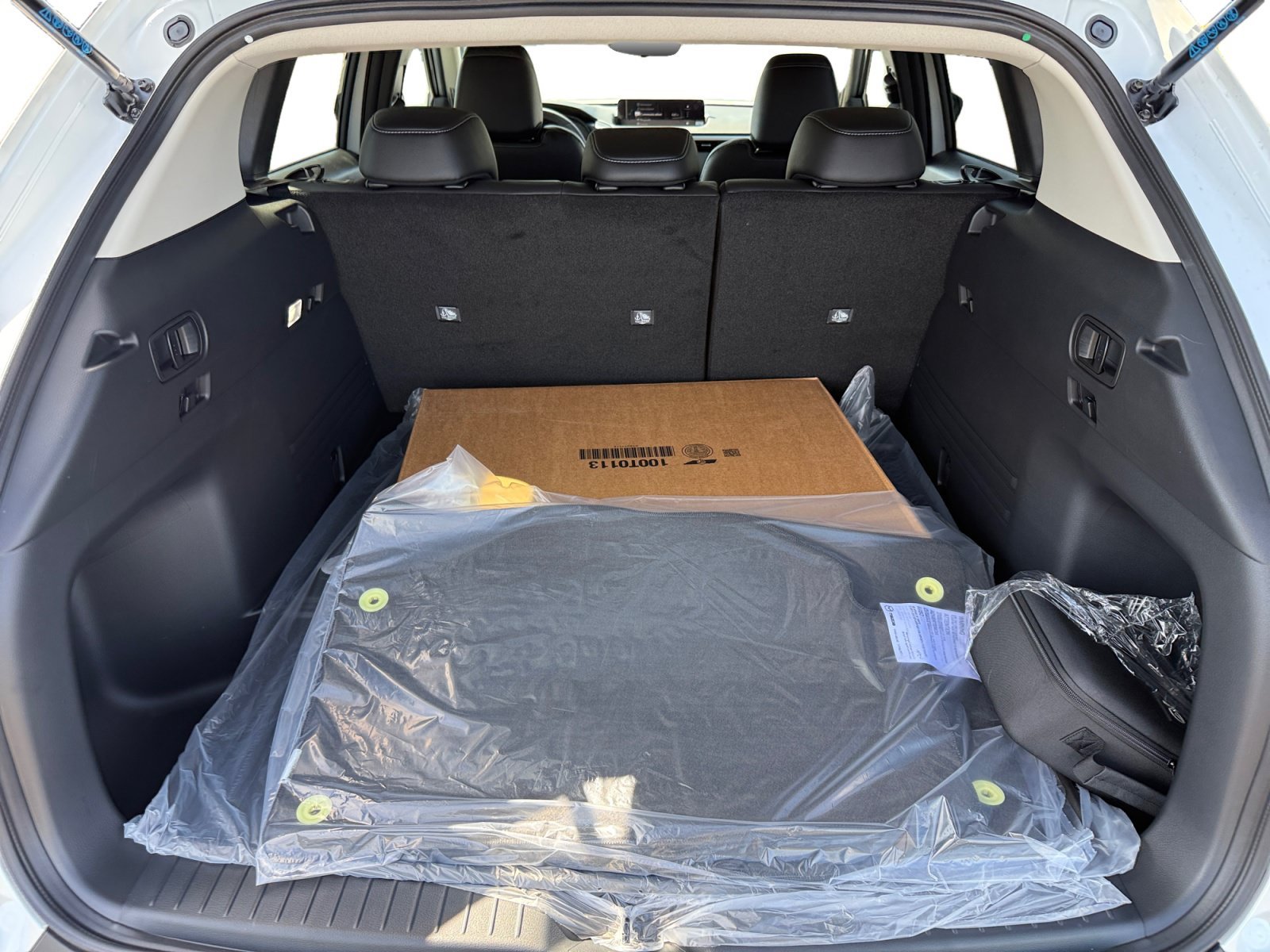 New 2026 Wind Chill Pearl Mazda 2.5 S Select image 17