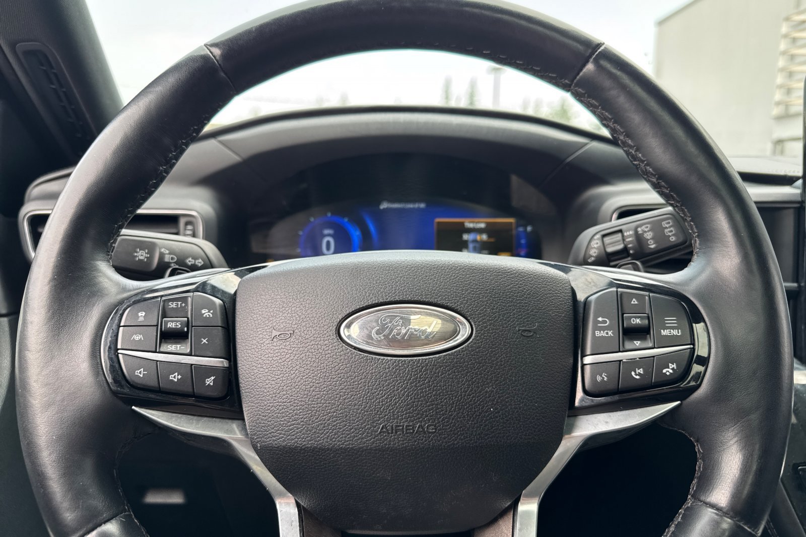 Certified Used 2021 Agate Black Metallic Ford Platinum image 24