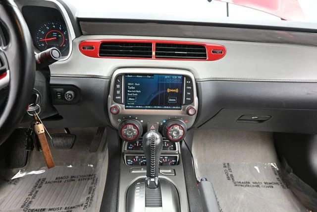 Used 2013 Red Chevrolet 2LT image 15