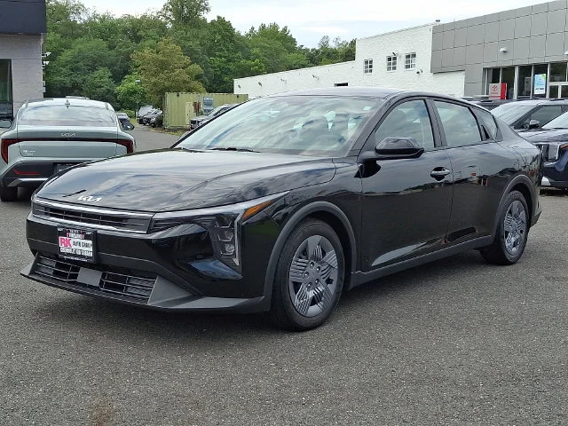 Certified Used 2025 Black Kia LX image 4
