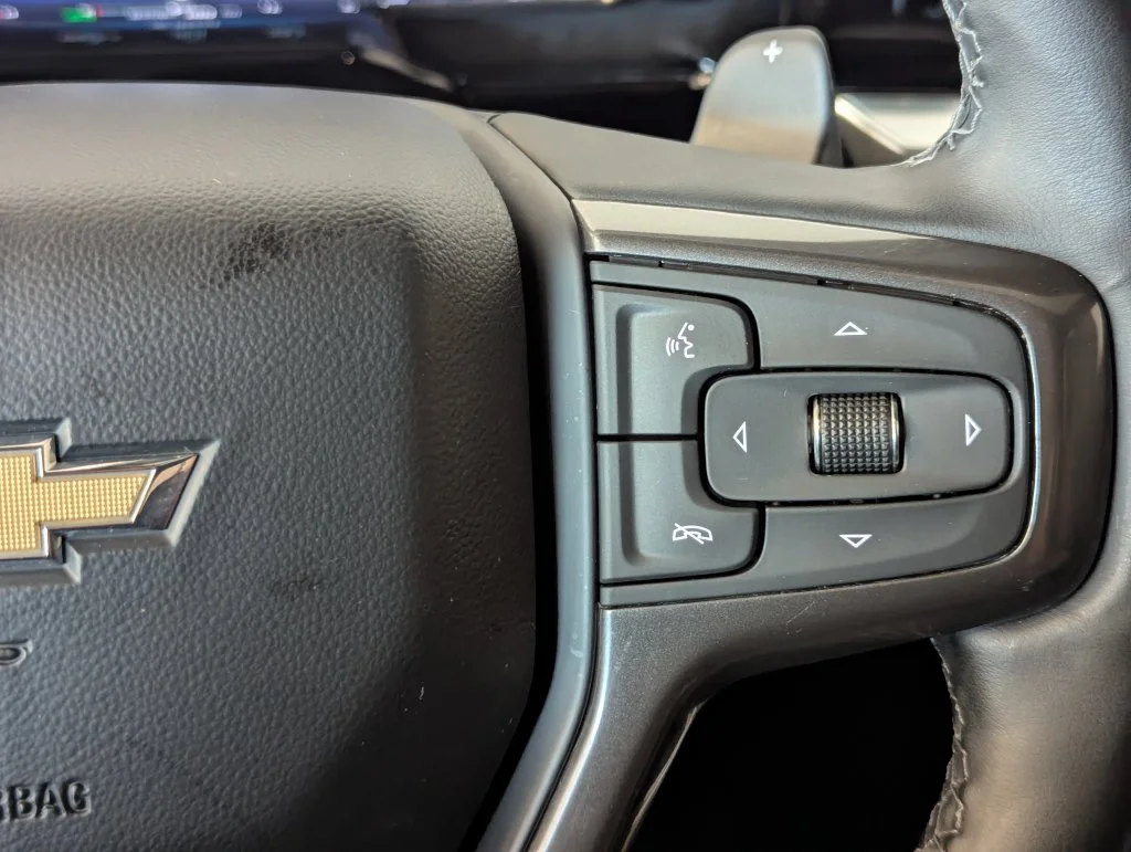 Used 2024 Beige Chevrolet High Country image 27