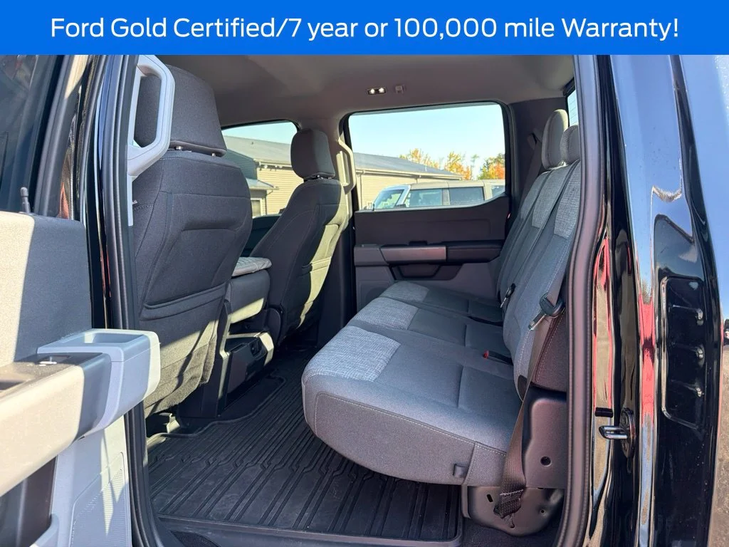 Used 2023 Black Ford XLT image 16