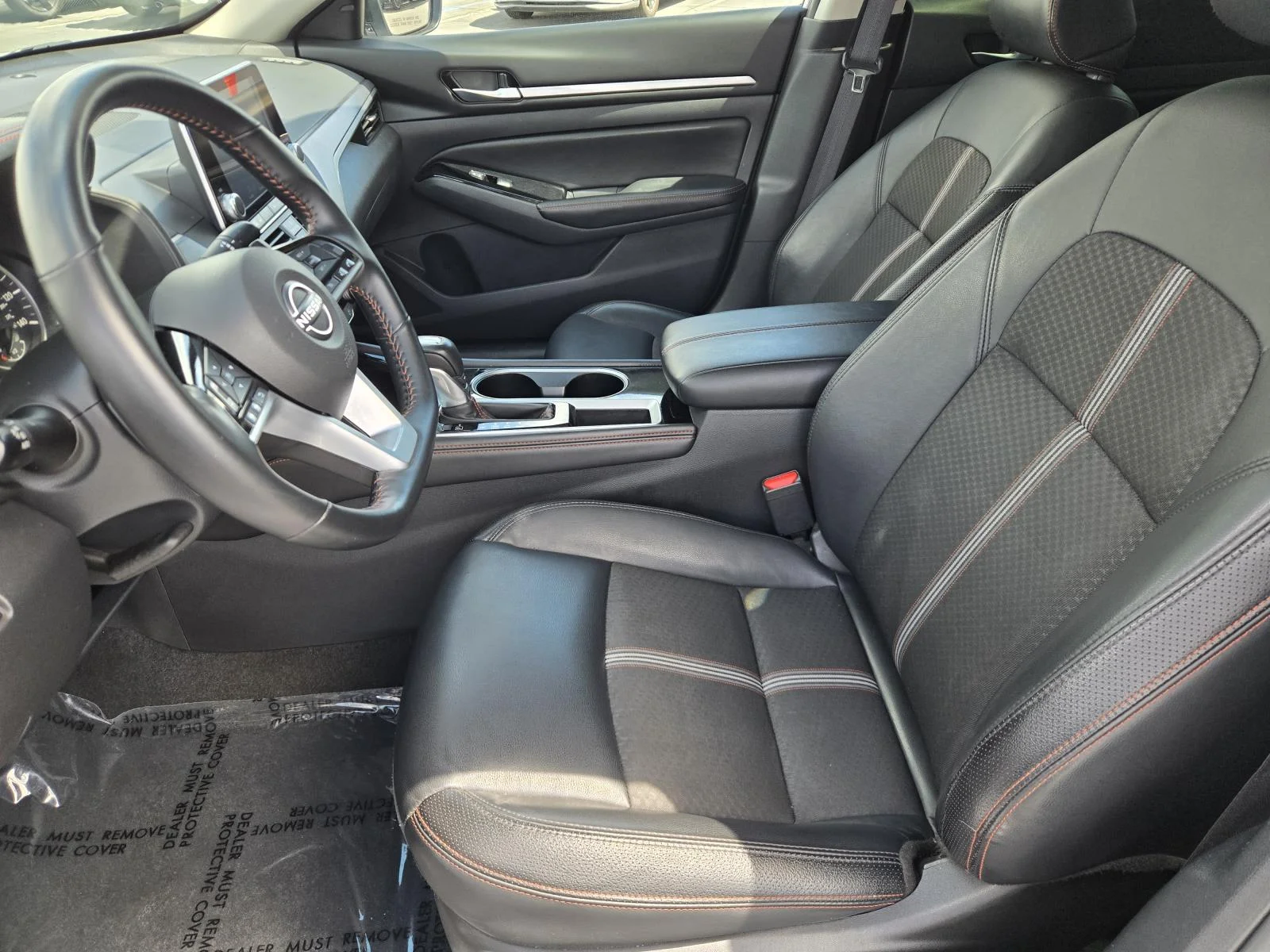 Used 2025 Gray Sky Pearl Nissan SR FWD image 23