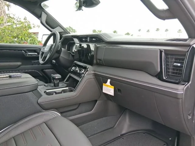 2026 GMC Sierra 1500 AT4X - Photo 10