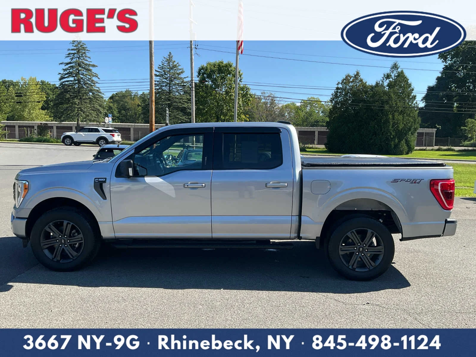 Used 2023 Iconic Silver Ford XLT image 5