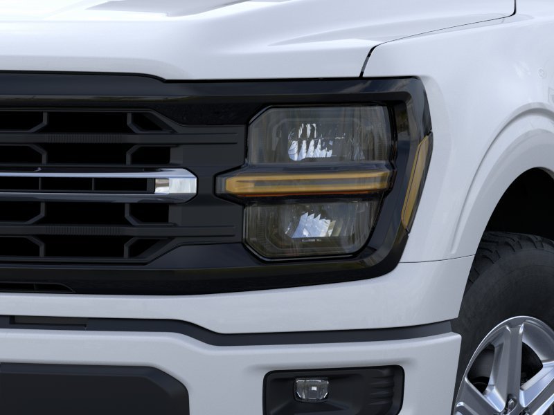 New 2026 Oxford White Ford XLT image 18