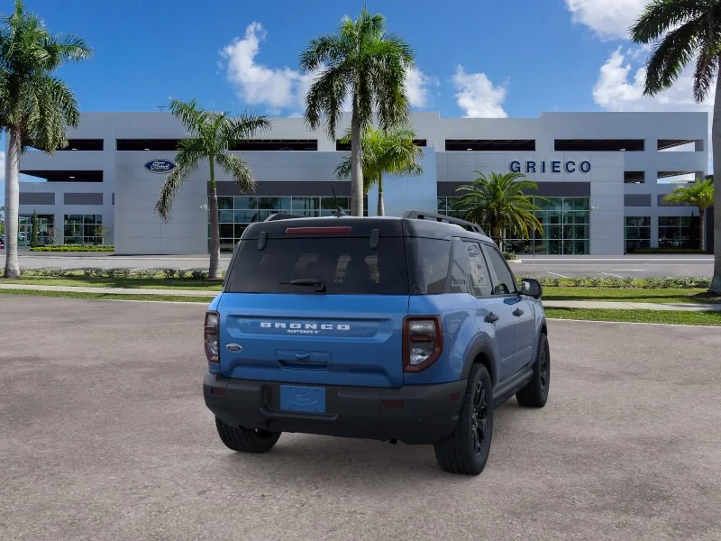 New 2026 Velocity Blue Metallic Ford Outer Banks® image 29