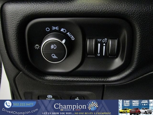 Used 2021 White Ram Laramie image 29