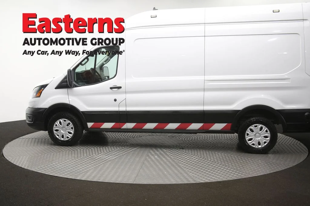 Used 2022 White Ford Base image 58