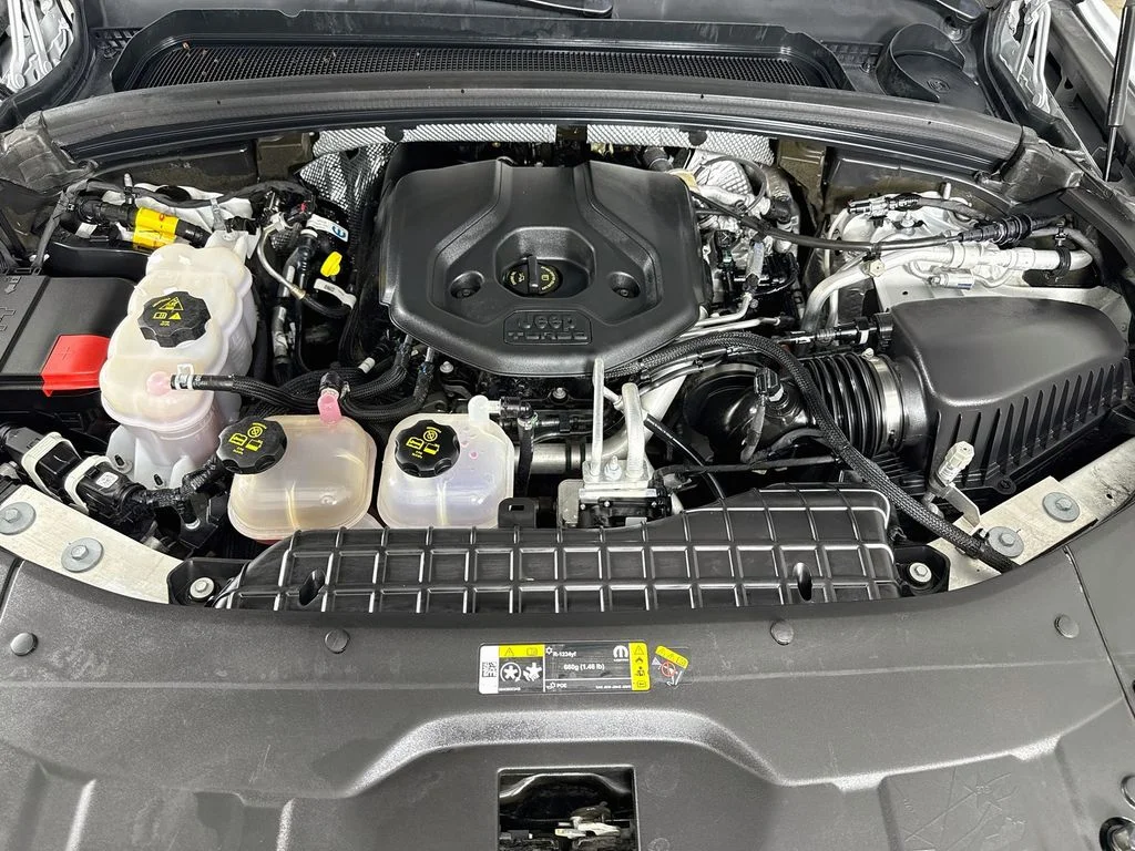 Used 2023 White Jeep 4xe image 31