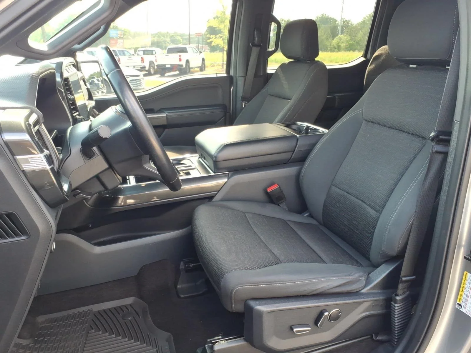 Used 2021 Iconic Silver Metallic Ford XLT image 18