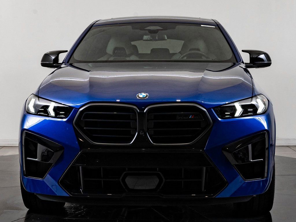 Used 2025 Marina Bay Blue Metallic BMW  image 2