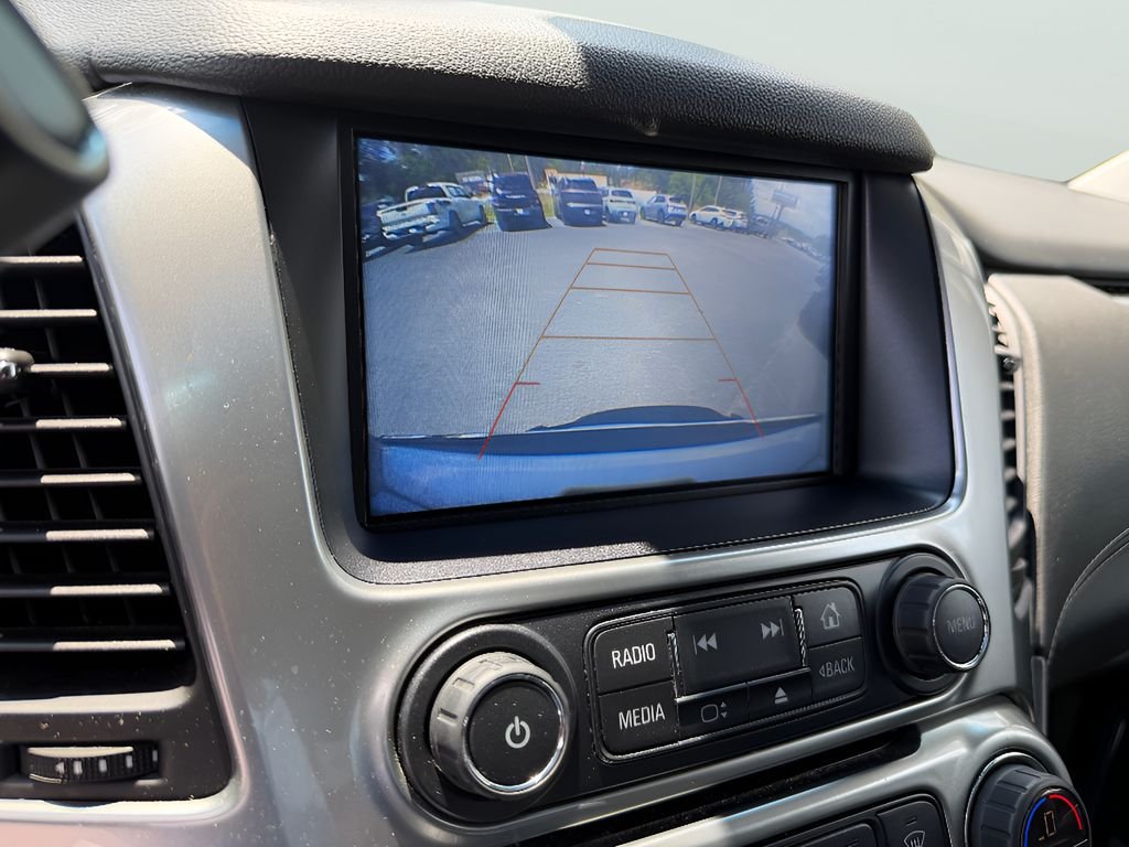 Used 2020 Silver Ice Metallic Chevrolet Premier image 29